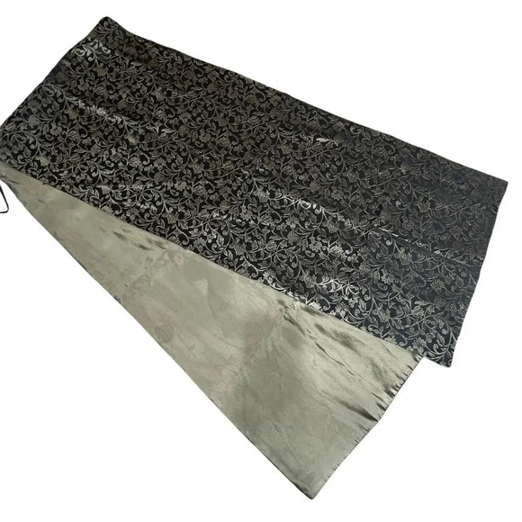 Jessica McClintock Black Gold Floral Scrolls Shawl Wrap Scarf Table Runner - Picture 1 of 6